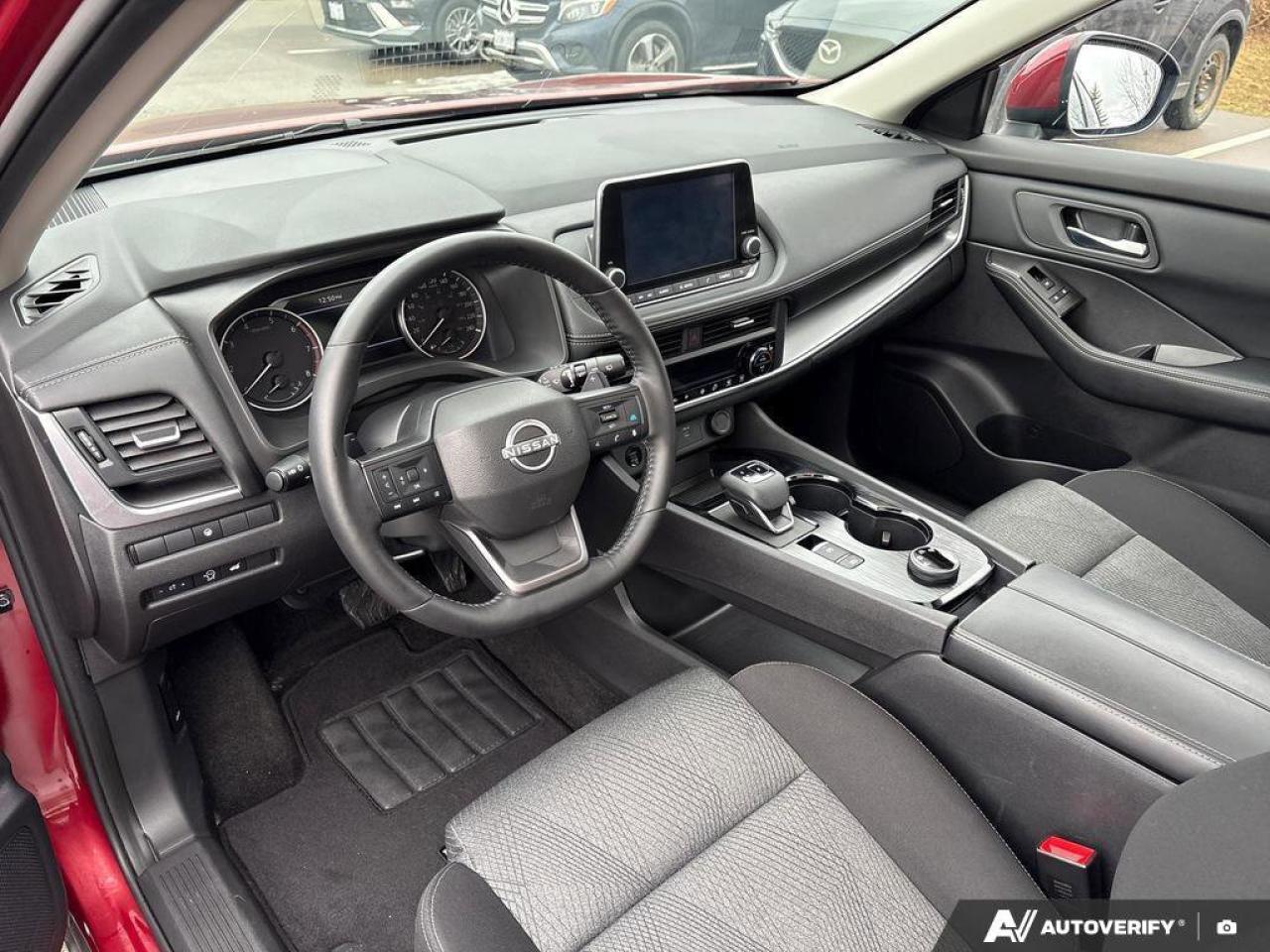 2025 Nissan Rogue SV   CARPLAY   HEATED SEATS   POWER LIFTGATE   REM Photo