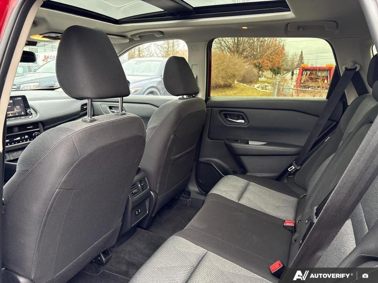 2025 Nissan Rogue SV   CARPLAY   HEATED SEATS   POWER LIFTGATE   REM Photo