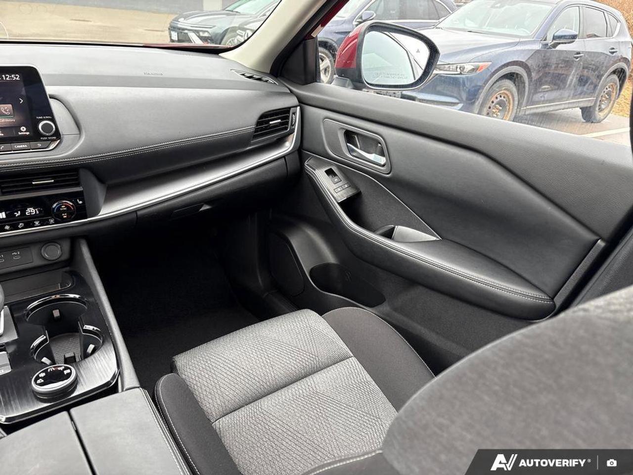 2025 Nissan Rogue SV   CARPLAY   HEATED SEATS   POWER LIFTGATE   REM Photo