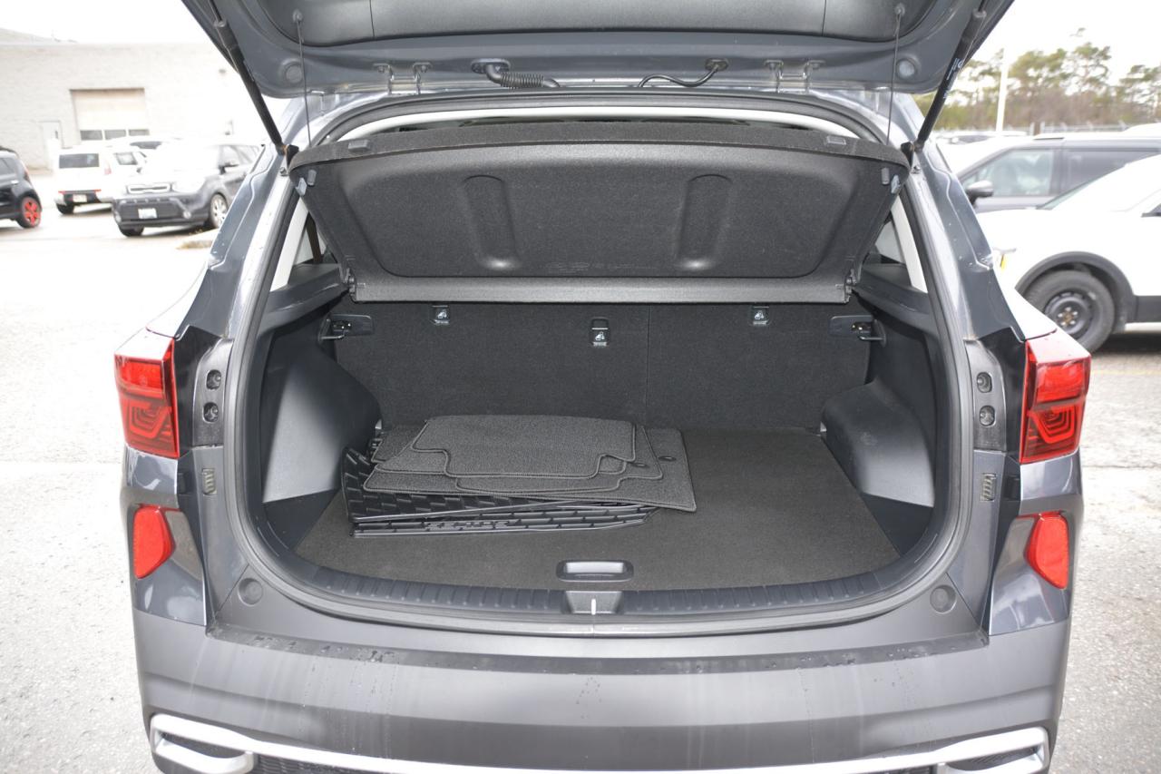 2022 Kia Seltos SELTOS EX Photo