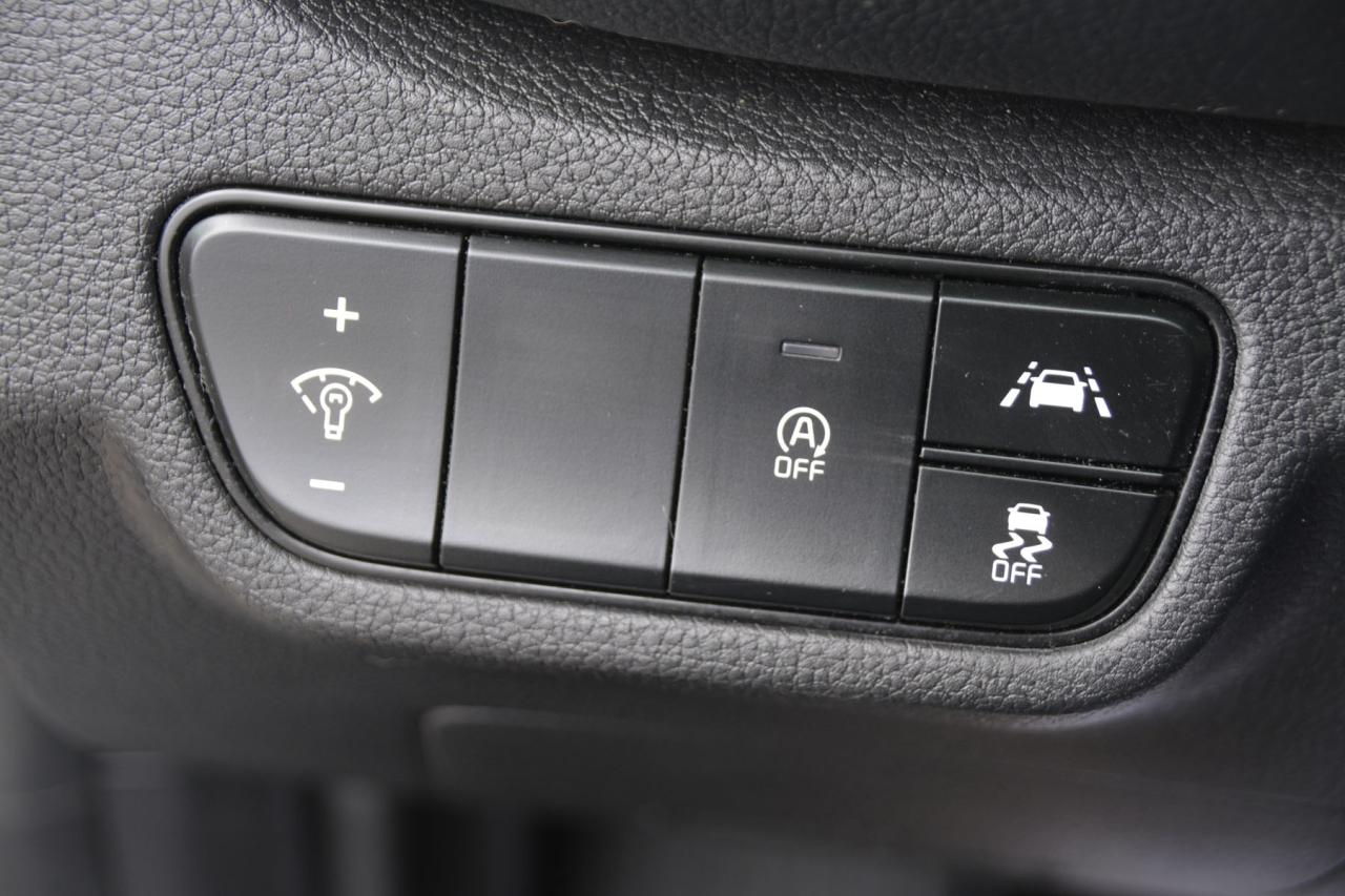 2022 Kia Seltos SELTOS EX Photo