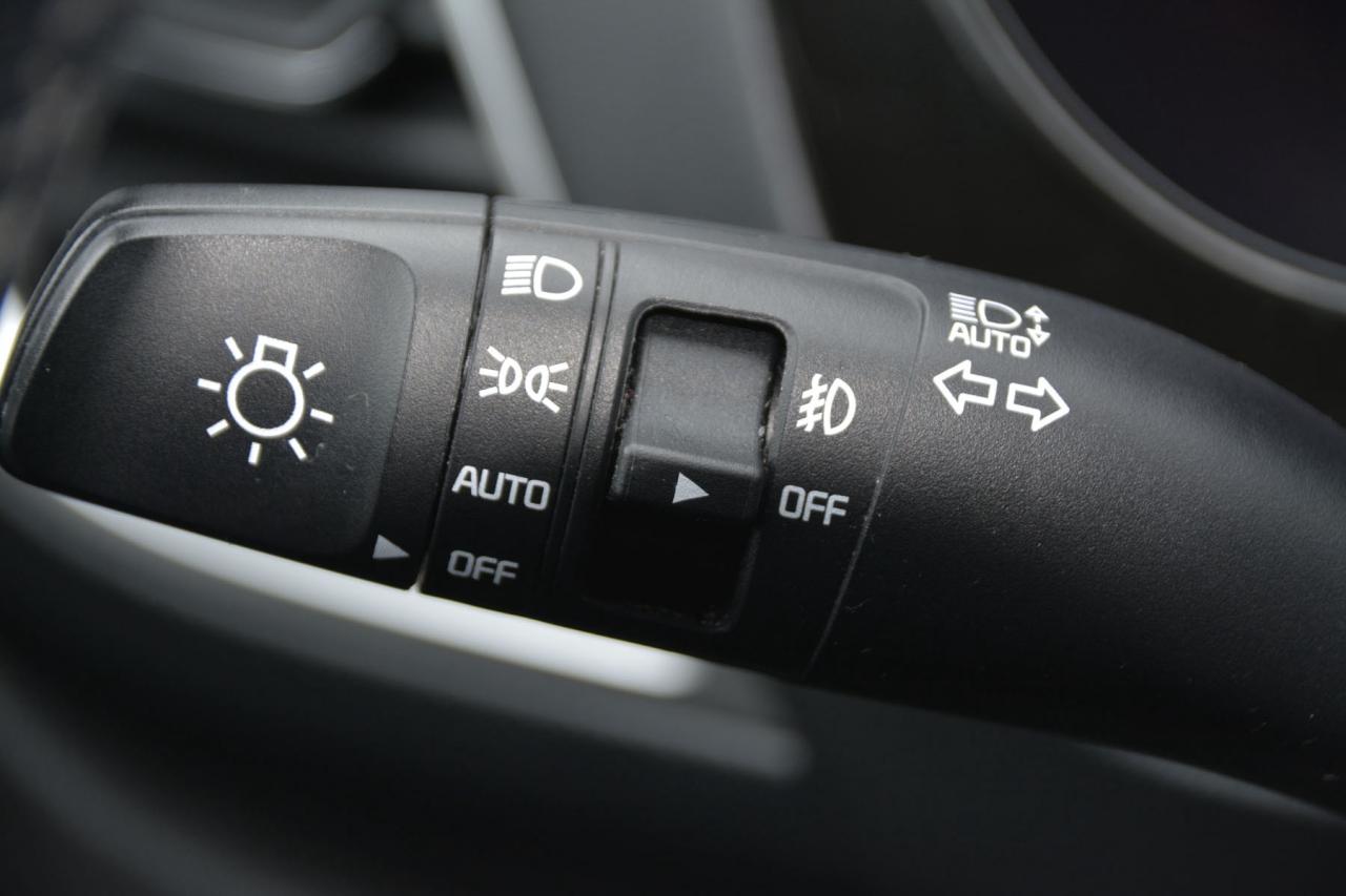 2022 Kia Seltos SELTOS EX Photo