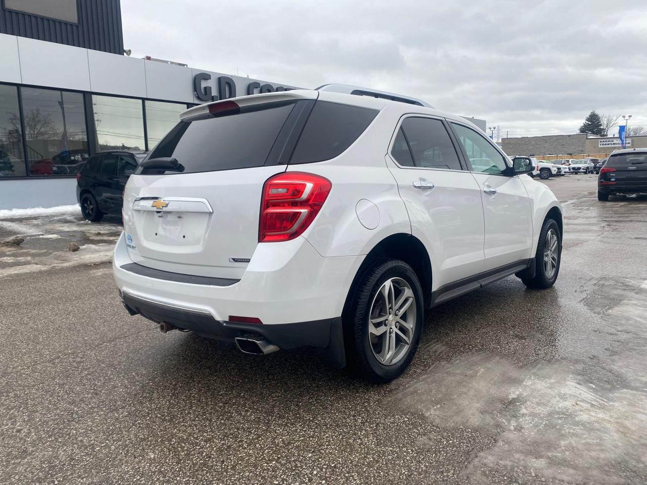 2017 Chevrolet Equinox Premier AWD ~Nav ~Heated Leather ~Sunroof ~Camera Photo