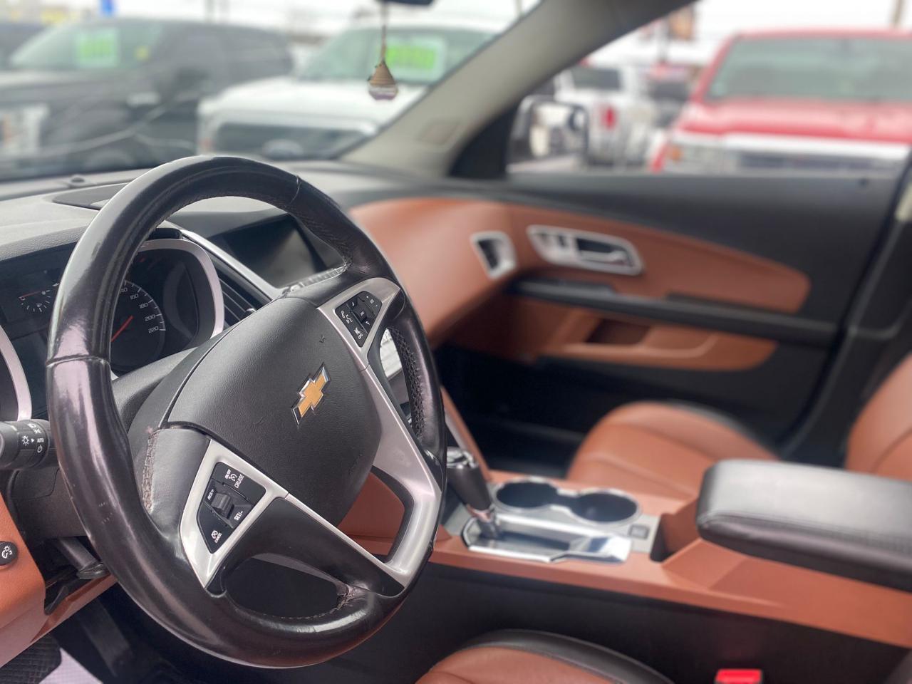 2017 Chevrolet Equinox Premier AWD ~Nav ~Heated Leather ~Sunroof ~Camera Photo