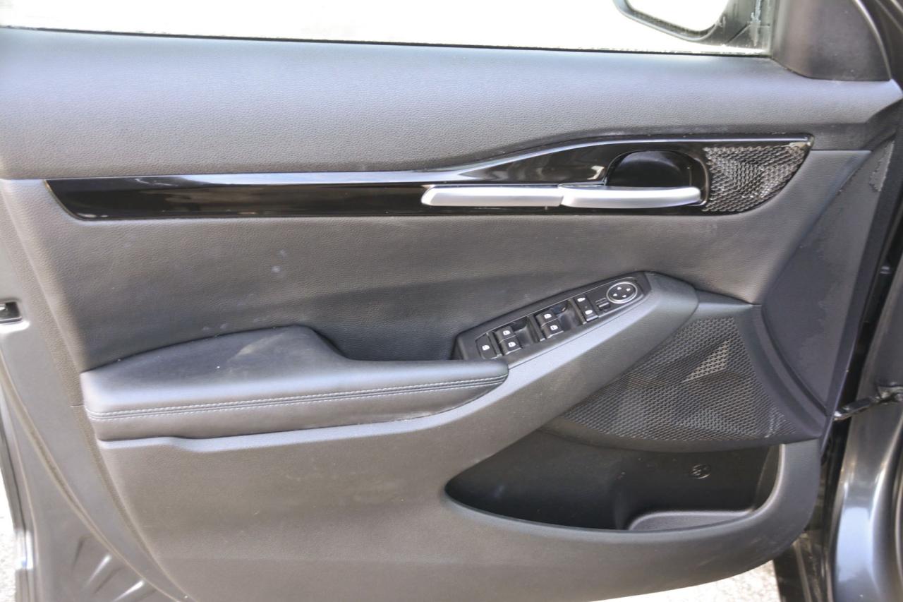 2022 Kia Seltos SELTOS EX Photo