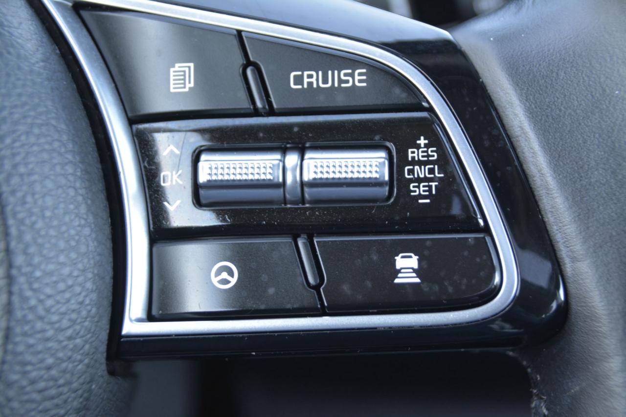 2022 Kia Seltos SELTOS EX Photo