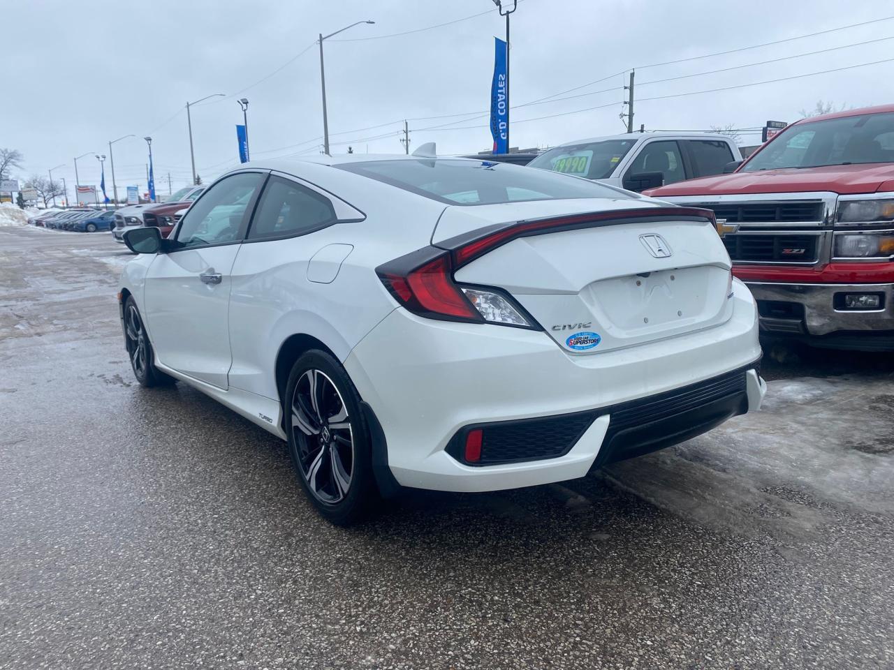 2017 Honda Civic Touring ~Nav ~Heated Leather ~Sunroof ~Bluetooth Photo