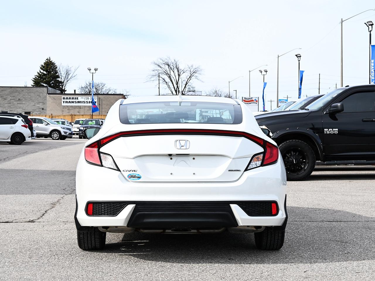 2017 Honda Civic Touring ~Nav ~Heated Leather ~Sunroof ~Bluetooth Photo