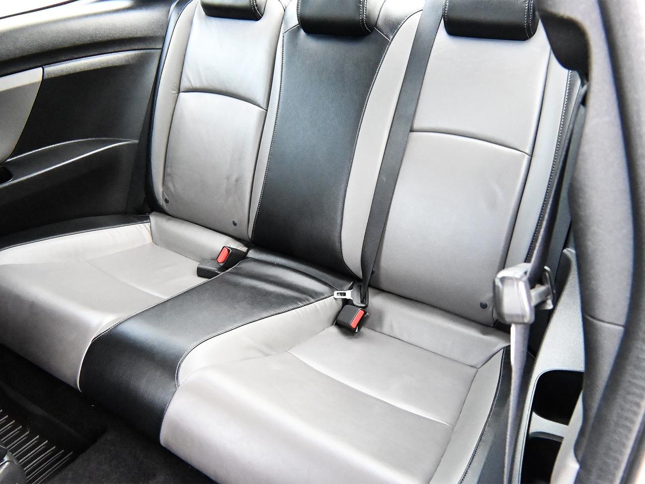 2017 Honda Civic Touring ~Nav ~Heated Leather ~Sunroof ~Bluetooth Photo