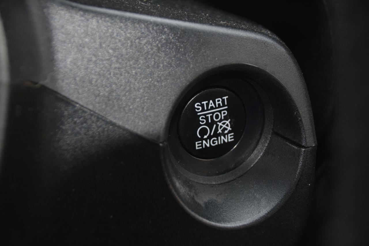 2019 Jeep Compass COMPASS LIMITED Photo