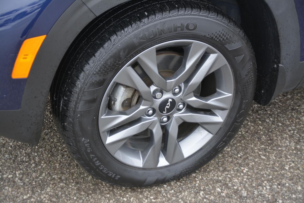 2023 Kia Seltos SELTOS LX Photo