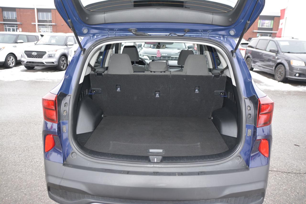 2023 Kia Seltos SELTOS LX Photo