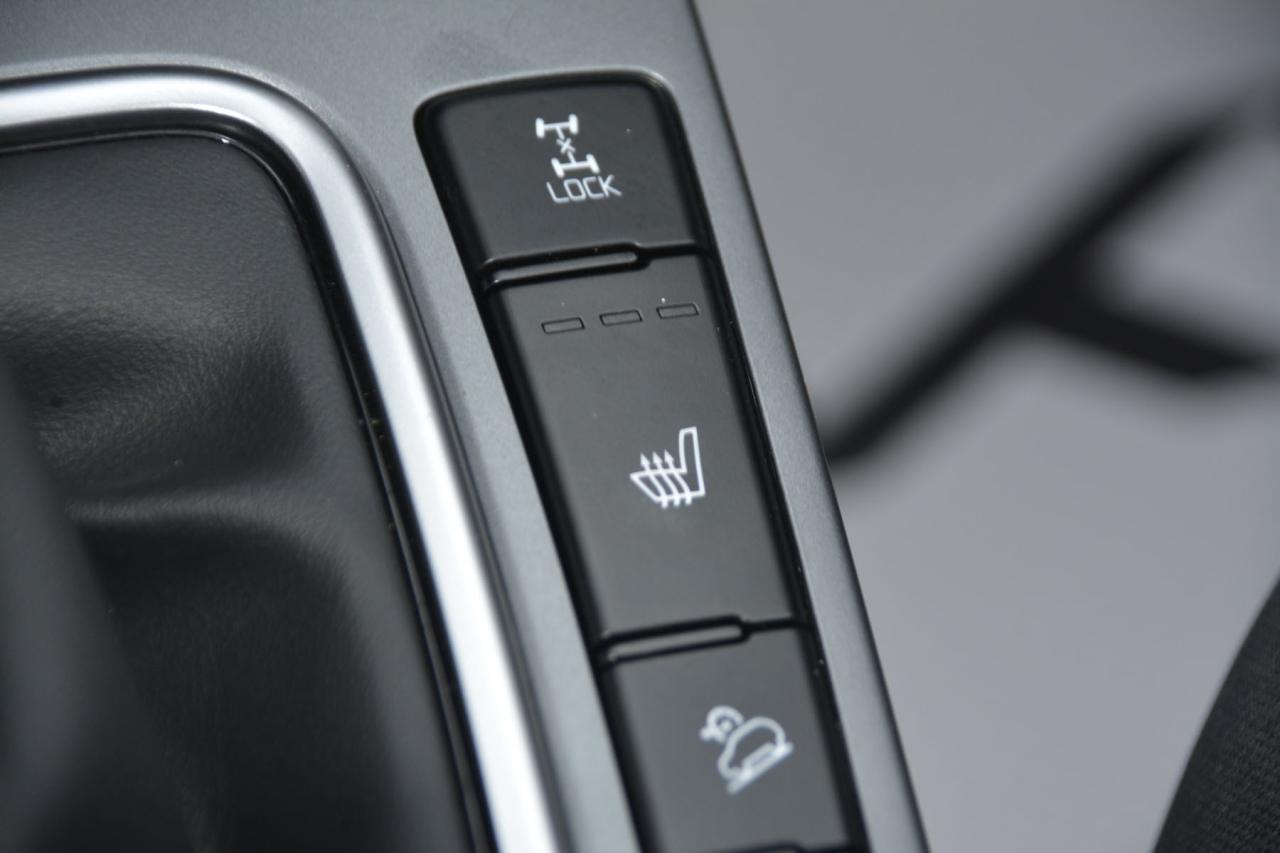 2023 Kia Seltos SELTOS LX Photo