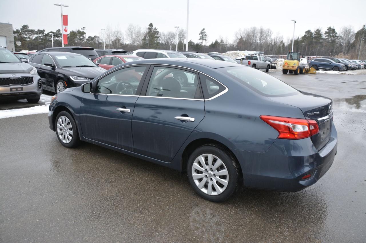 2016 Nissan Sentra SENTRA S/SV/SR/SL Photo