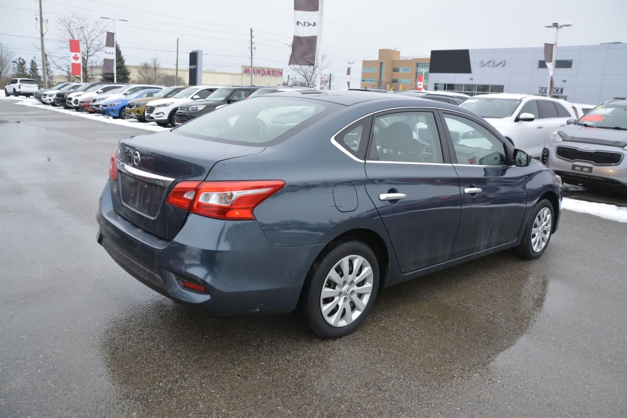 2016 Nissan Sentra Sentra S Photo