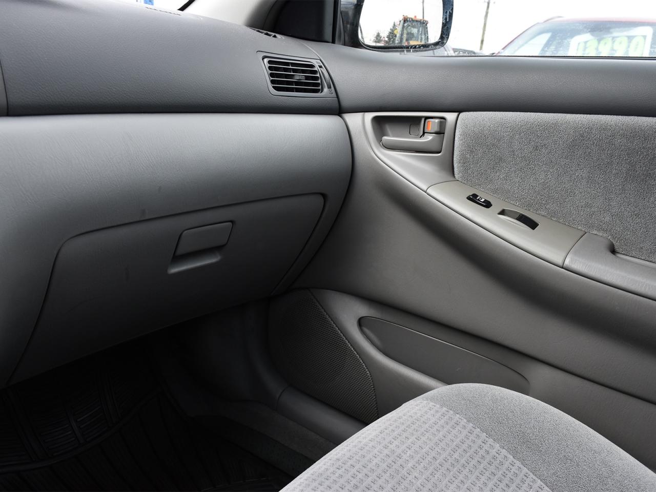 2008 Toyota Corolla CE Manual ~Sunroof ~Alloy Wheels ~Low KM ! Photo