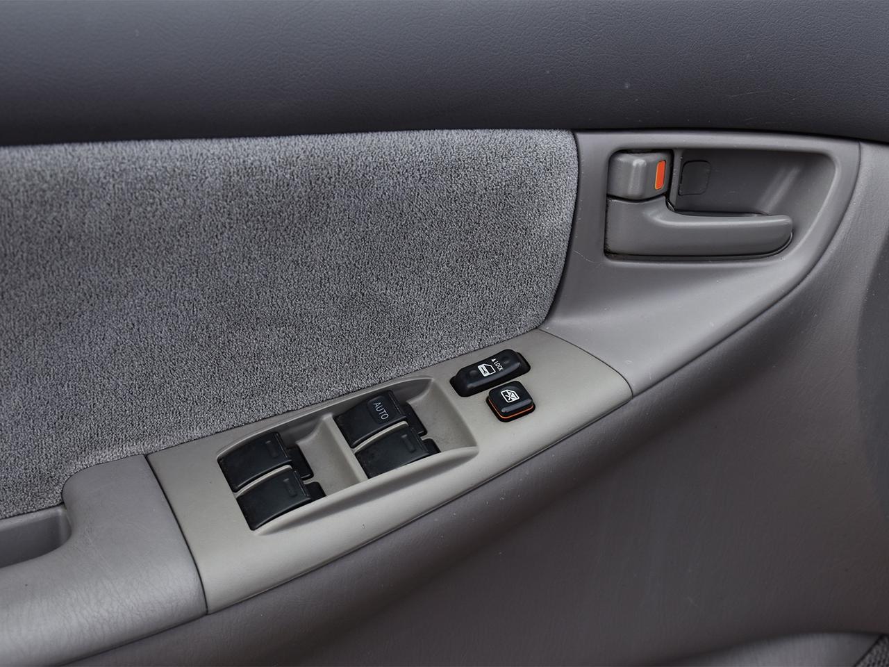 2008 Toyota Corolla CE Manual ~Sunroof ~Alloy Wheels ~Low KM ! Photo