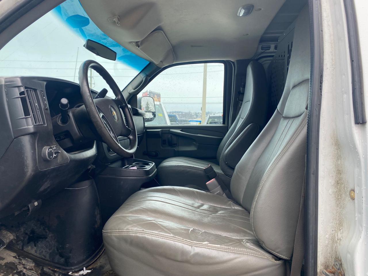 2013 Chevrolet Express 2500 CARGO VAN Photo