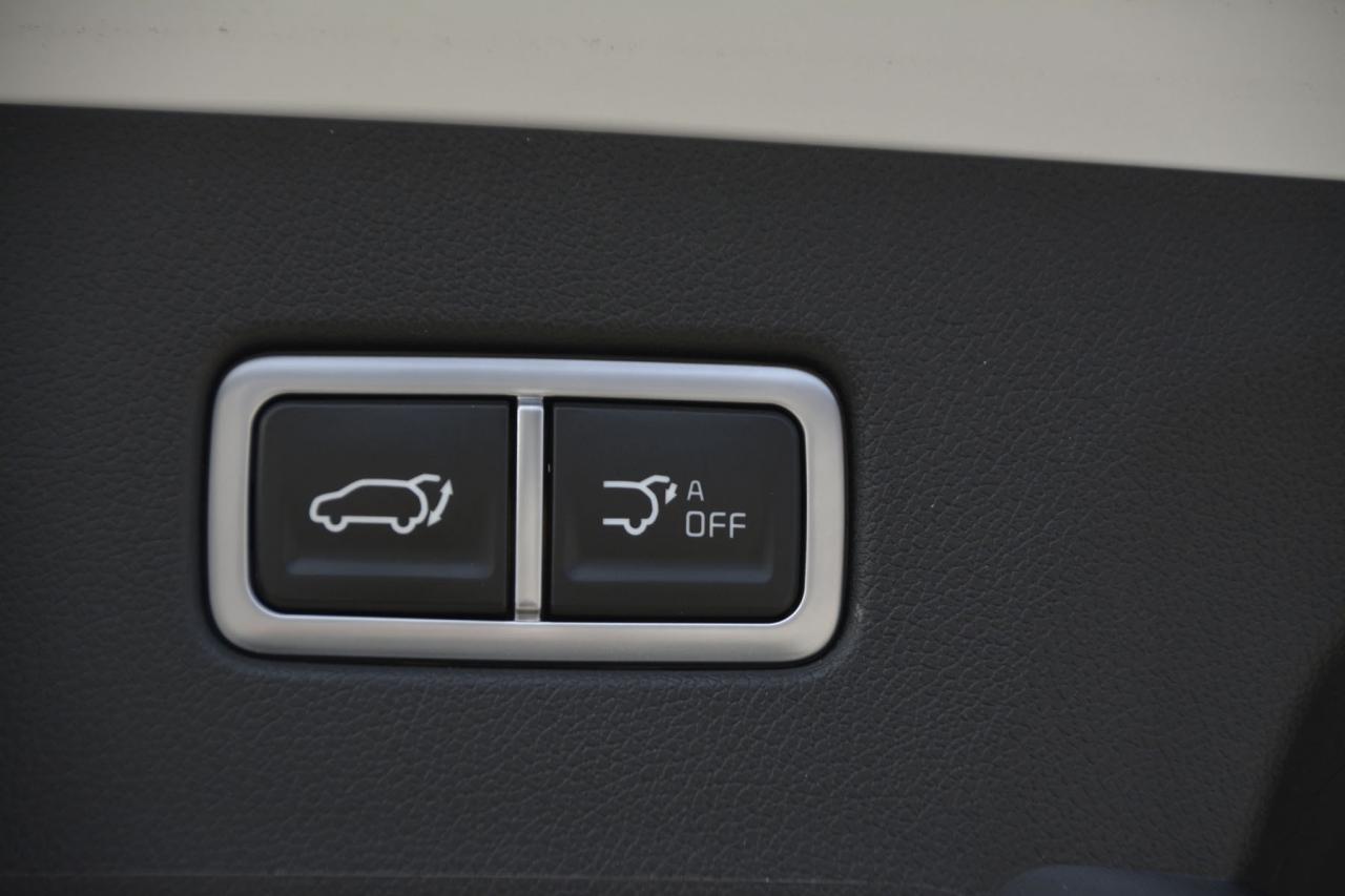 2025 Kia Sorento X-Line Limited AWD w-Olive Brown Interior Photo