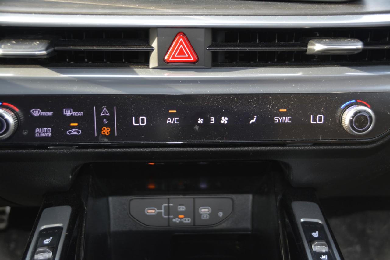 2025 Kia Sorento X-Line Limited AWD w-Olive Brown Interior Photo