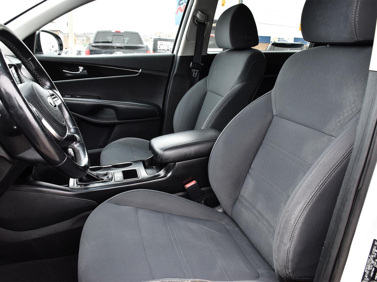 2019 Kia Sorento LX AWD ~Heated Seats ~Bluetooth ~Camera ~Alloys Photo