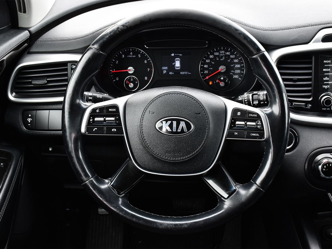 2019 Kia Sorento LX AWD ~Heated Seats ~Bluetooth ~Camera ~Alloys Photo