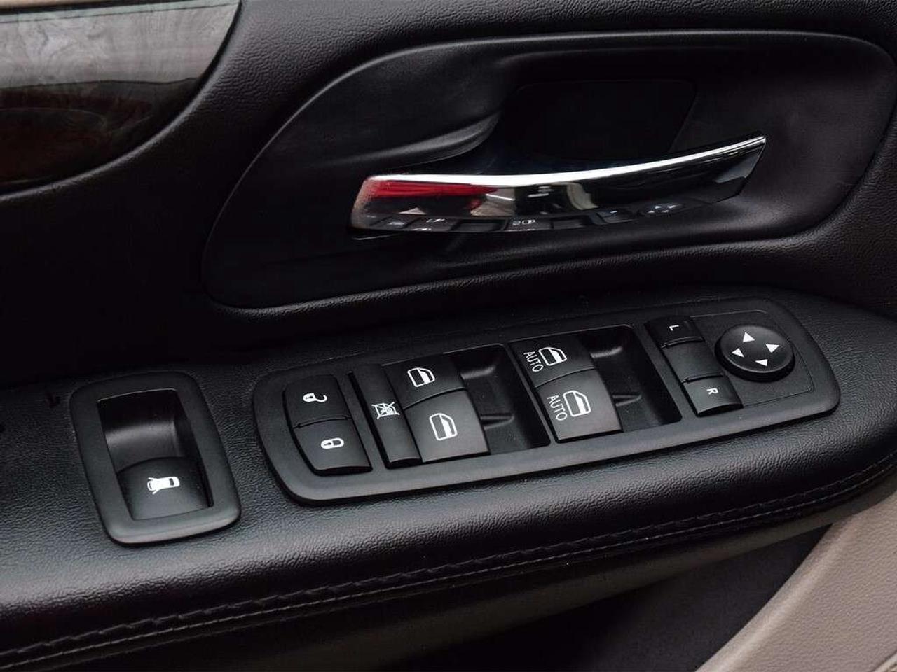 2014 Dodge Grand Caravan Crew ~Heated Seats ~Stow N'Go ~Camera ~Alloys Photo