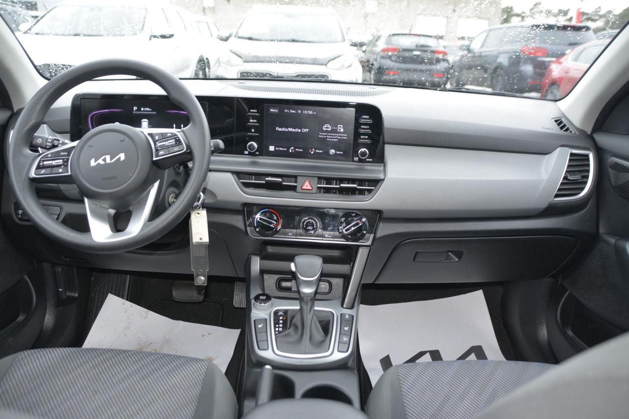 2024 Kia Seltos SELTOS LX Photo4