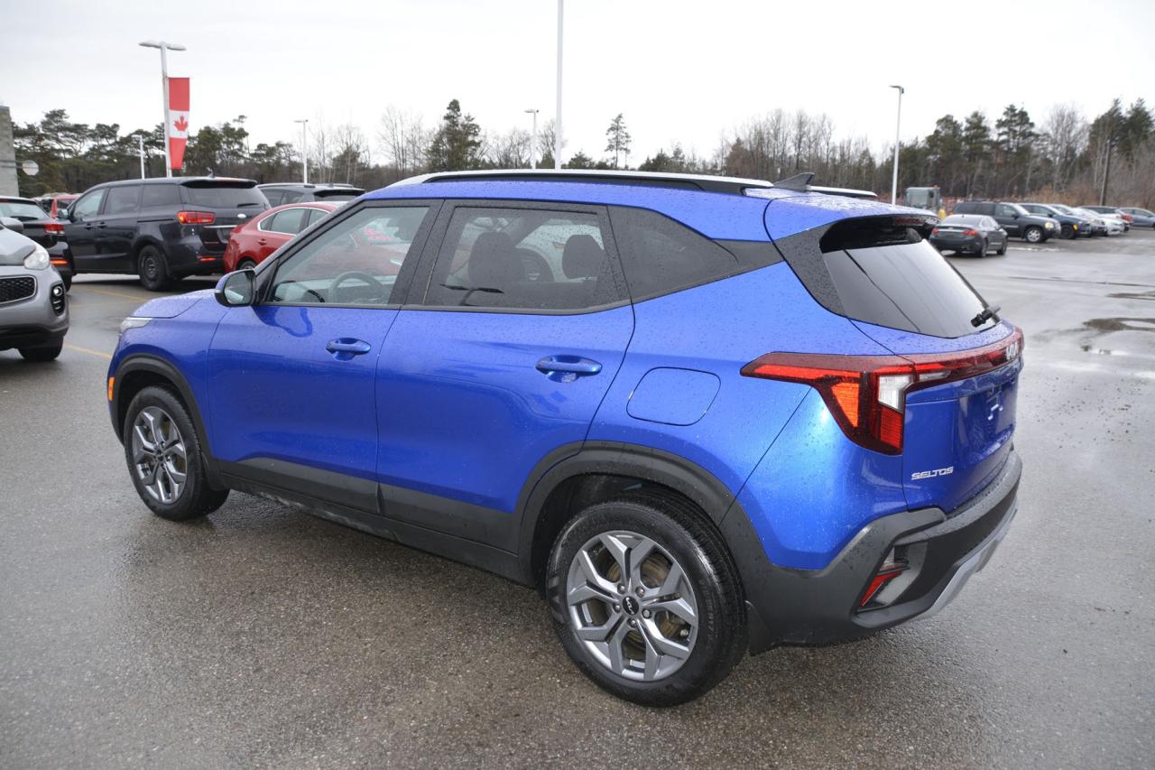 2024 Kia Seltos SELTOS LX Photo3