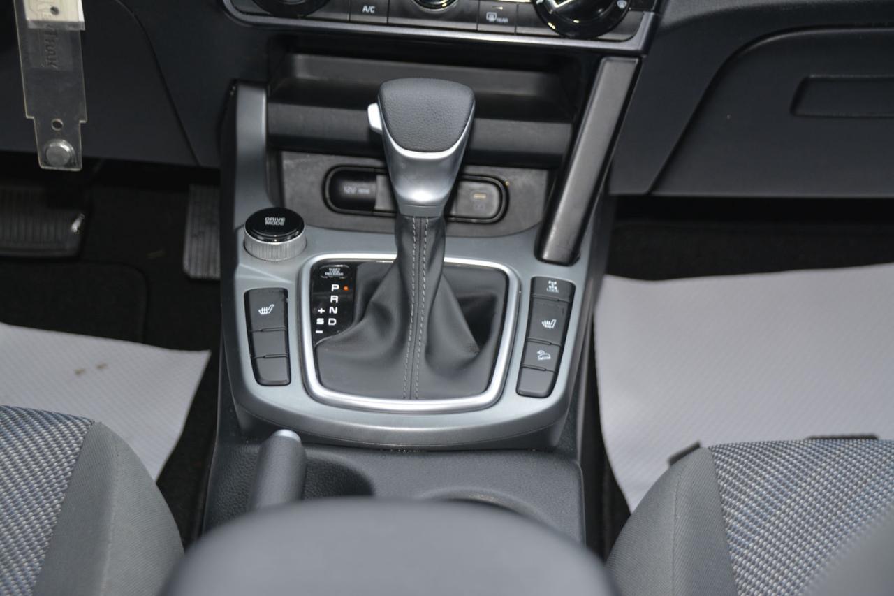 2024 Kia Seltos SELTOS LX Photo