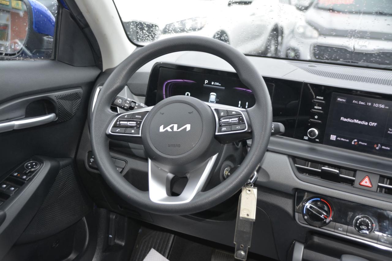 2024 Kia Seltos SELTOS LX Photo