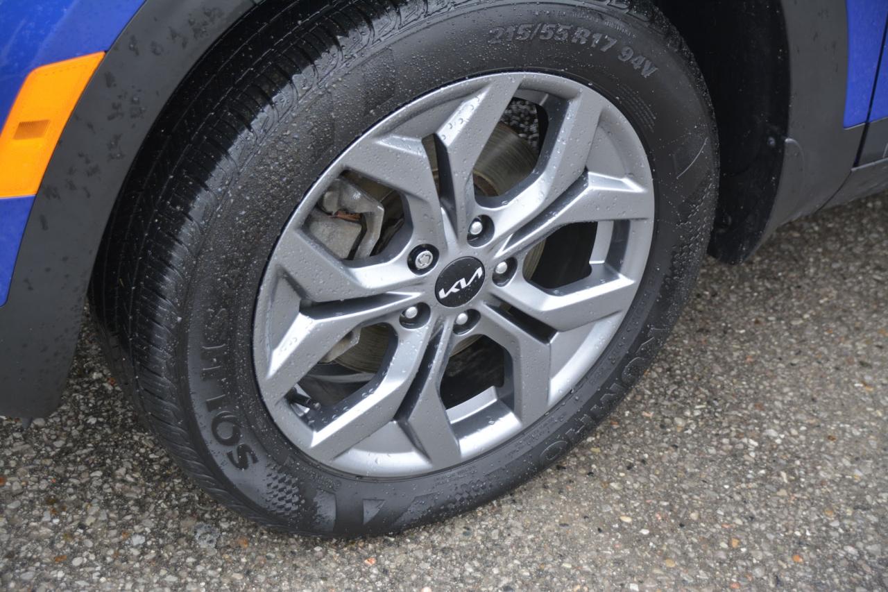 2024 Kia Seltos SELTOS LX Photo