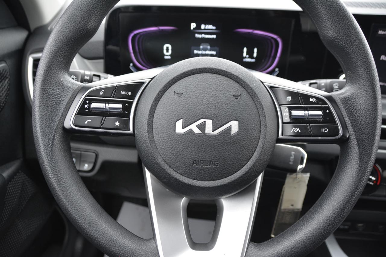 2024 Kia Seltos SELTOS LX Photo