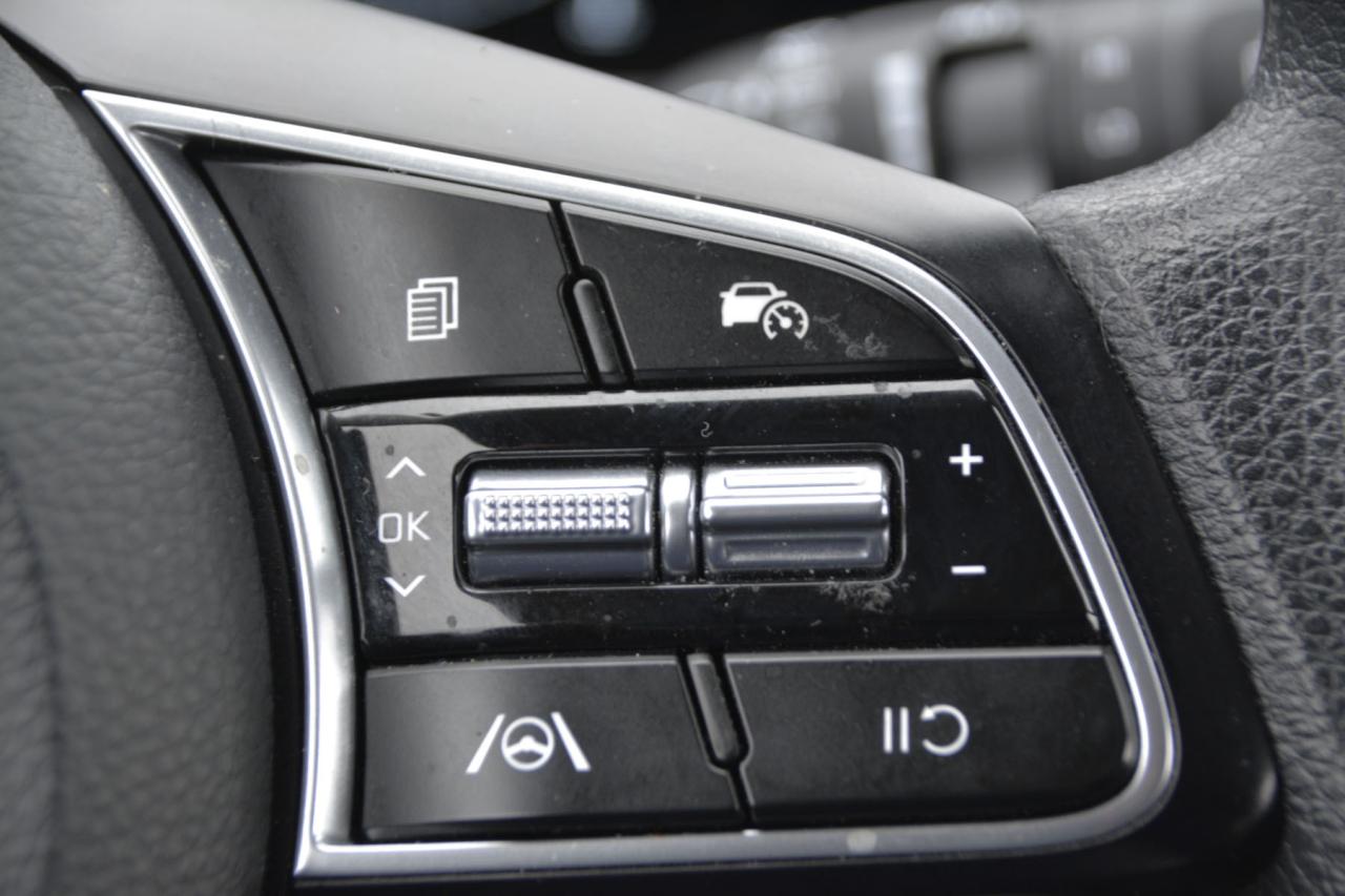 2024 Kia Seltos SELTOS LX Photo