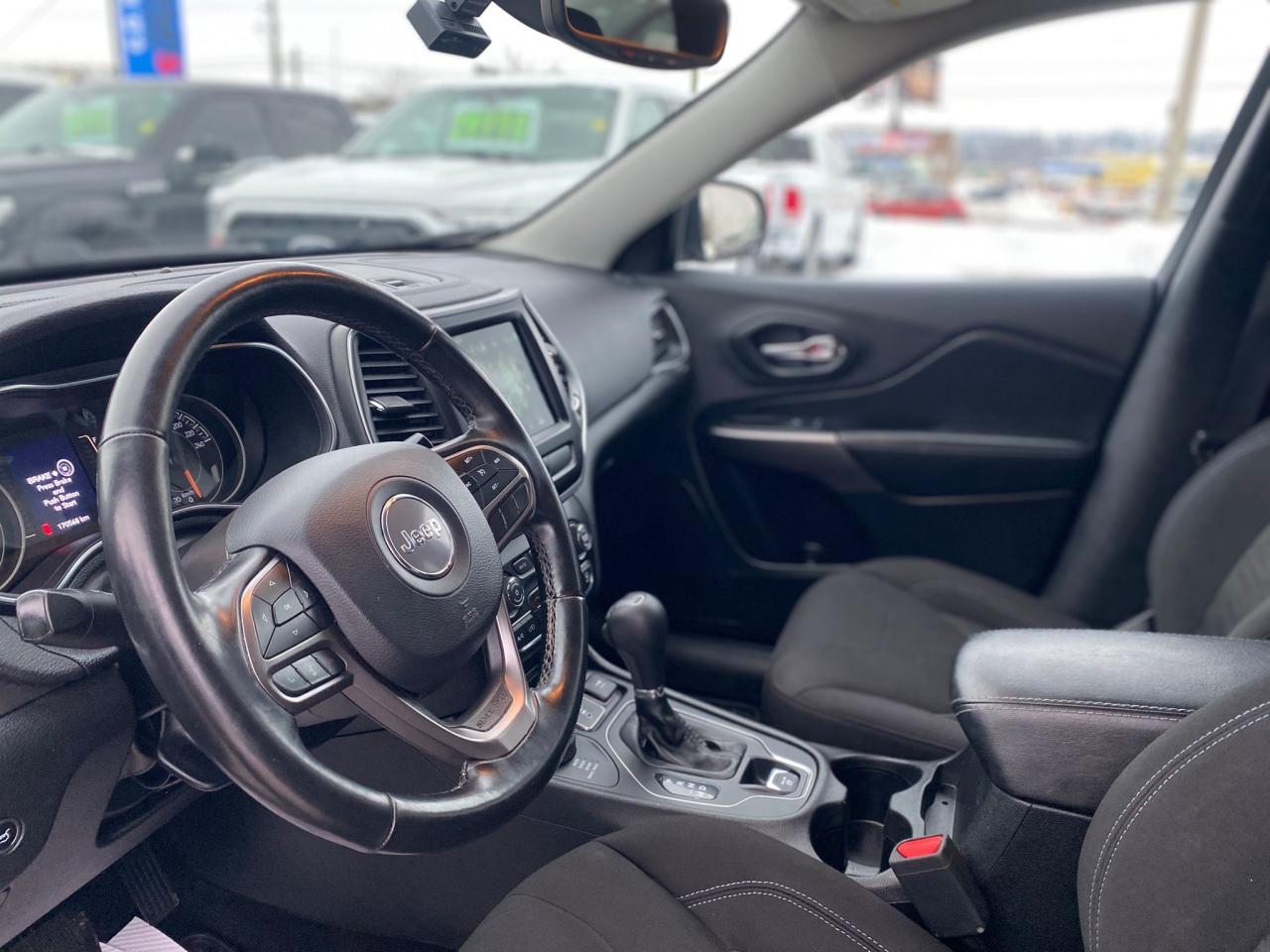 2019 Jeep Cherokee North 4x4 ~Nav ~Camera ~Heated Seats ~Bluetooth Photo