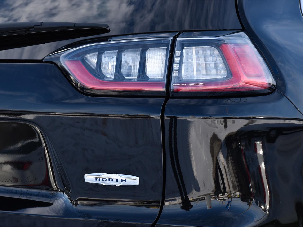 2019 Jeep Cherokee North 4x4 ~Nav ~Camera ~Heated Seats ~Bluetooth Photo