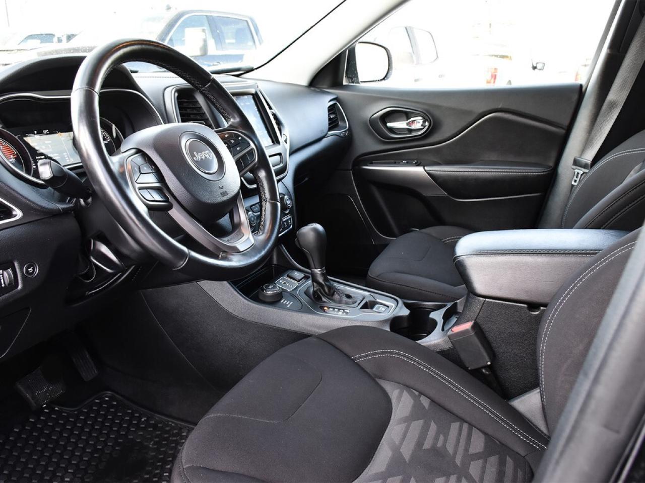 2019 Jeep Cherokee North 4x4 ~Nav ~Camera ~Heated Seats ~Bluetooth Photo