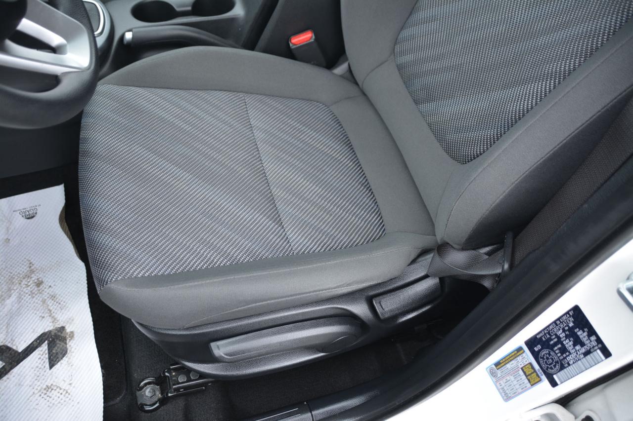 2024 Kia Seltos SELTOS LX Photo