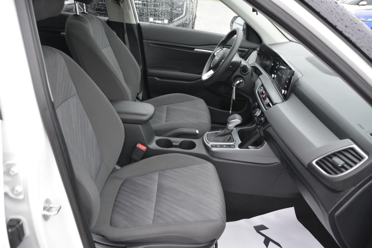 2024 Kia Seltos SELTOS LX Photo