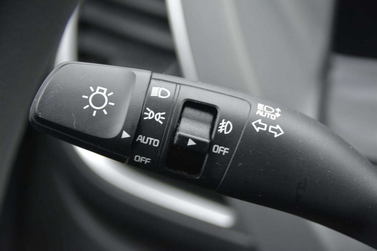 2024 Kia Seltos SELTOS LX Photo