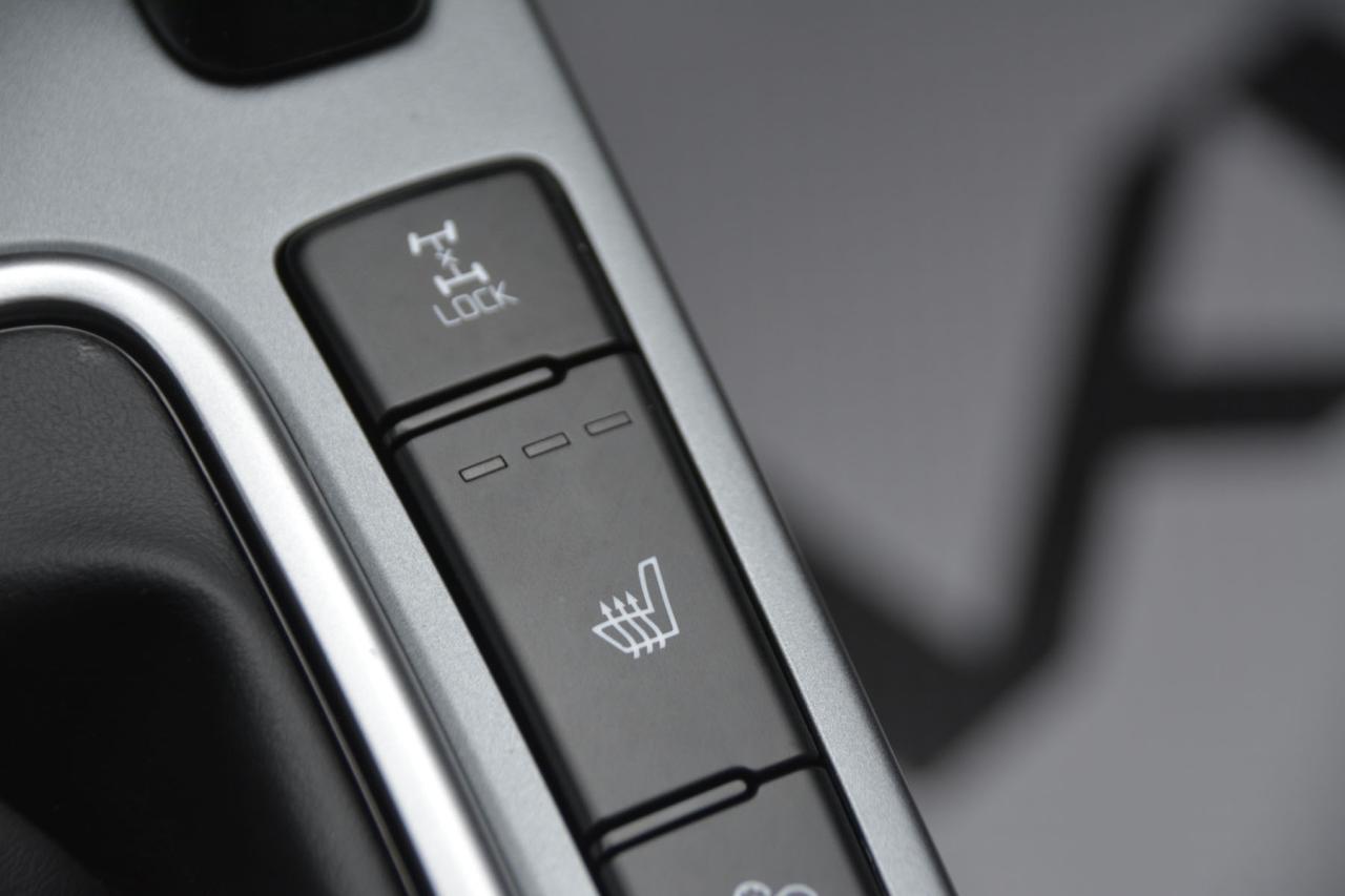 2024 Kia Seltos SELTOS LX Photo