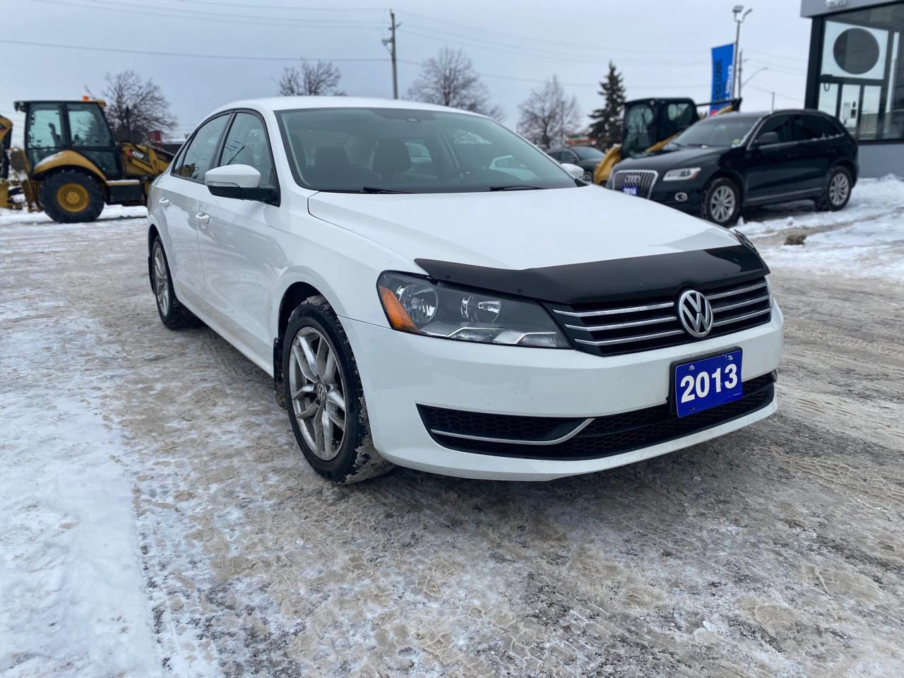2013 Volkswagen Passat Trendline ~Heated Seats ~Alloy Wheels ~A/C Photo4