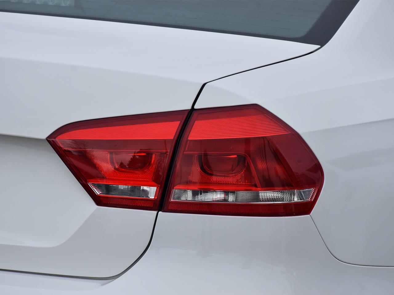 2013 Volkswagen Passat Trendline ~Heated Seats ~Alloy Wheels ~A/C Photo