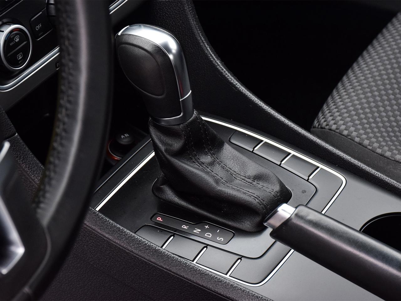 2013 Volkswagen Passat Trendline ~Heated Seats ~Alloy Wheels ~A/C Photo