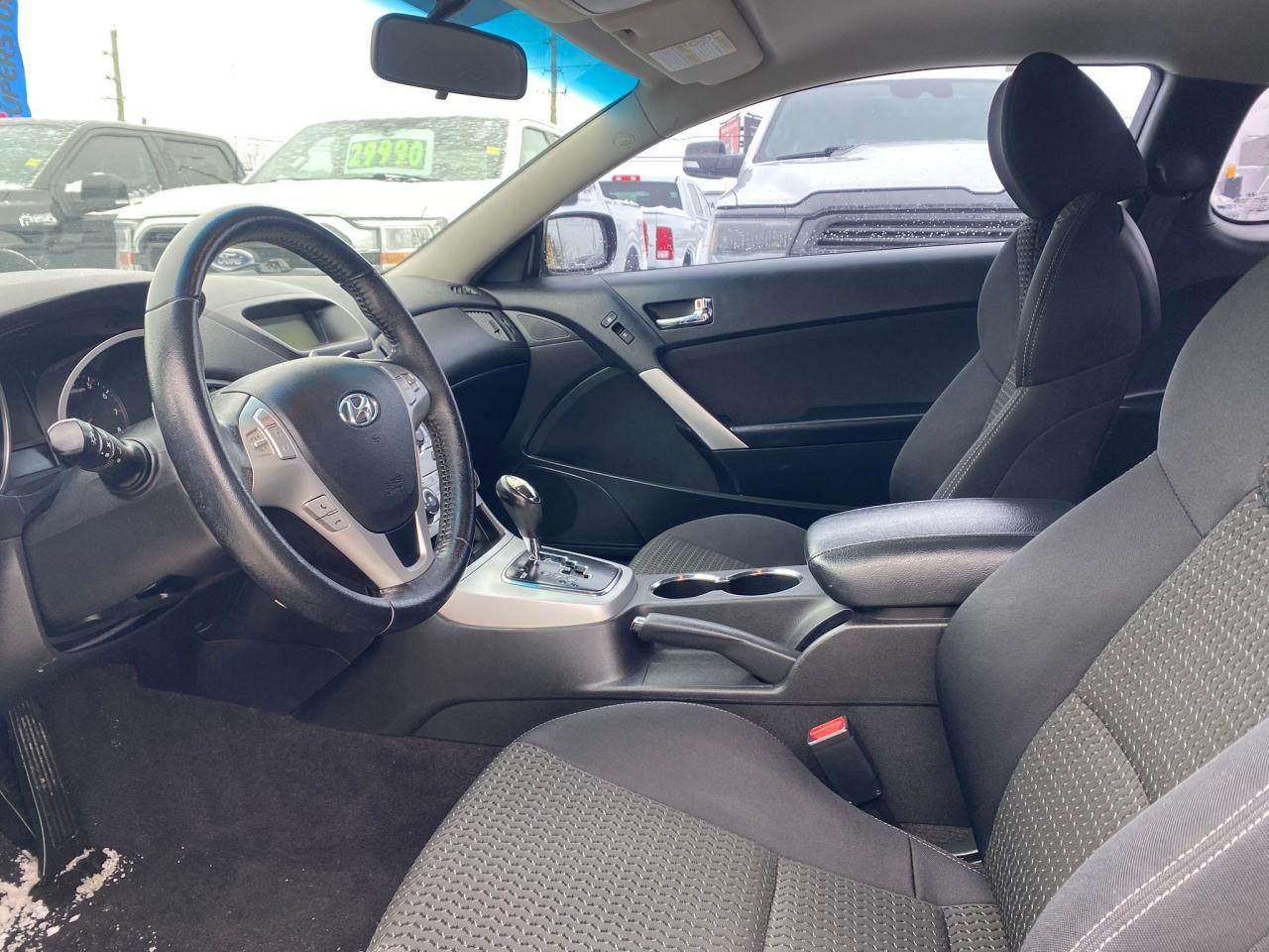 2010 Hyundai Genesis Coupe 2.0T ~Power Windows + Locks ~Alloys ~A/C ~LOW KM! Photo