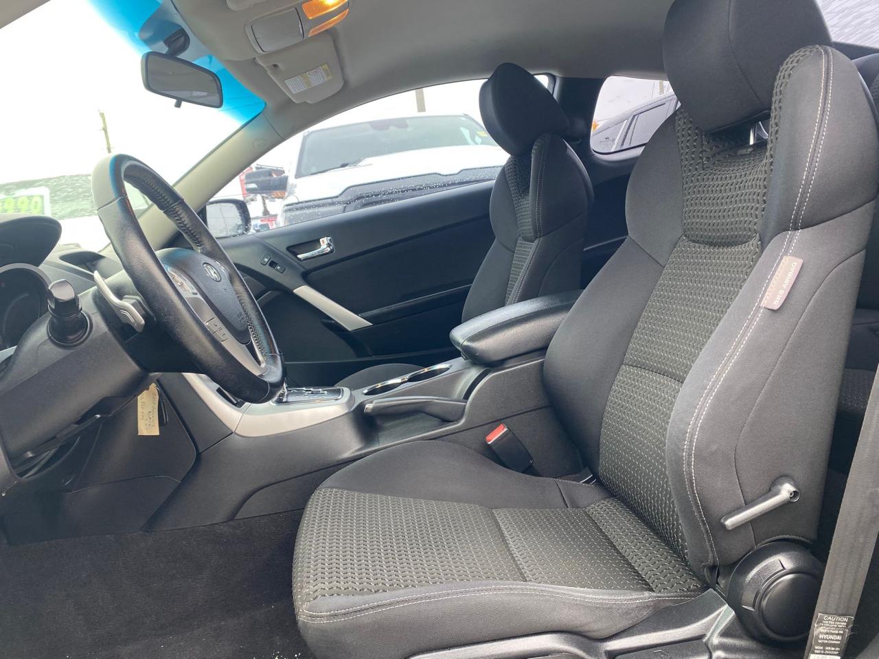 2010 Hyundai Genesis Coupe 2.0T ~Power Windows + Locks ~Alloys ~A/C ~LOW KM! Photo