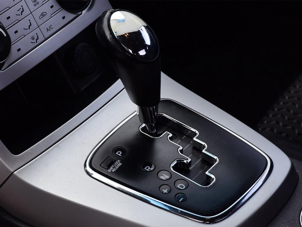 2010 Hyundai Genesis Coupe 2.0T ~Power Windows + Locks ~Alloys ~A/C ~LOW KM! Photo