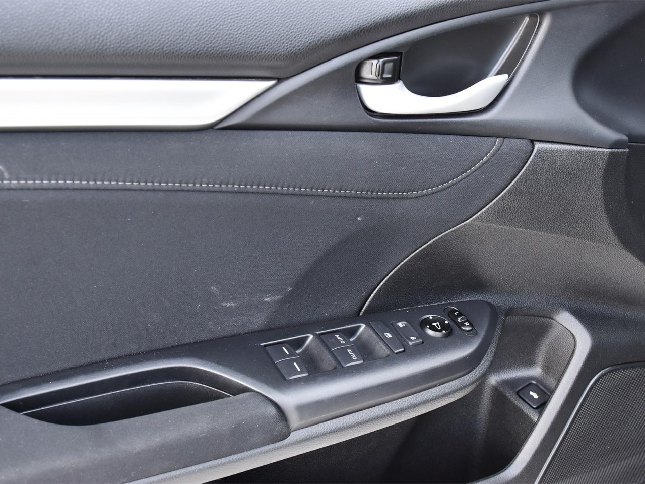 2020 Honda Civic EX ~Heated Seats ~Cam ~Sunroof ~Bluetooth ~Alloys Photo