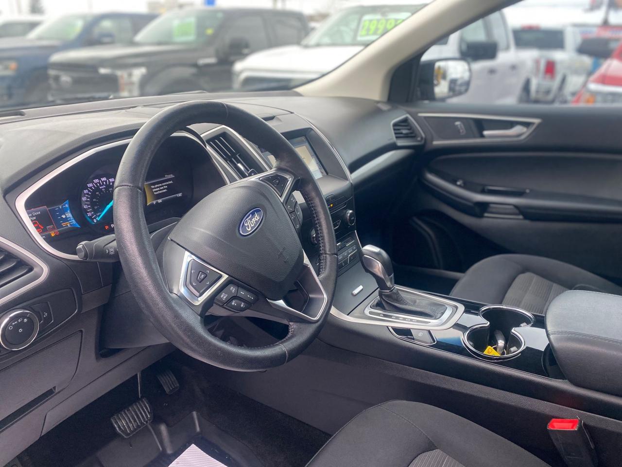 2018 Ford Edge SEL AWD ~Nav ~Heated Seats ~Moonroof ~Bluetooth Photo