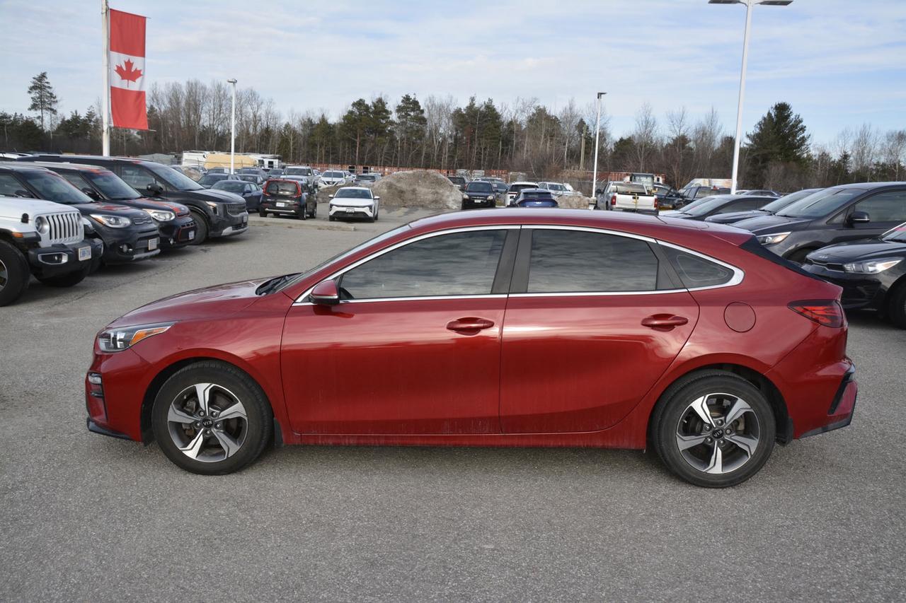 2020 Kia Forte5 EX Photo